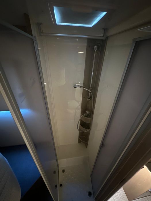 Autocaravana Burstner cama central