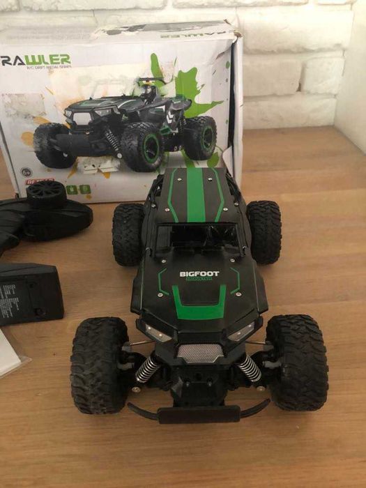 Zdalnie sterowany samochód 2,4 GHz BEZGAR Crawler RC