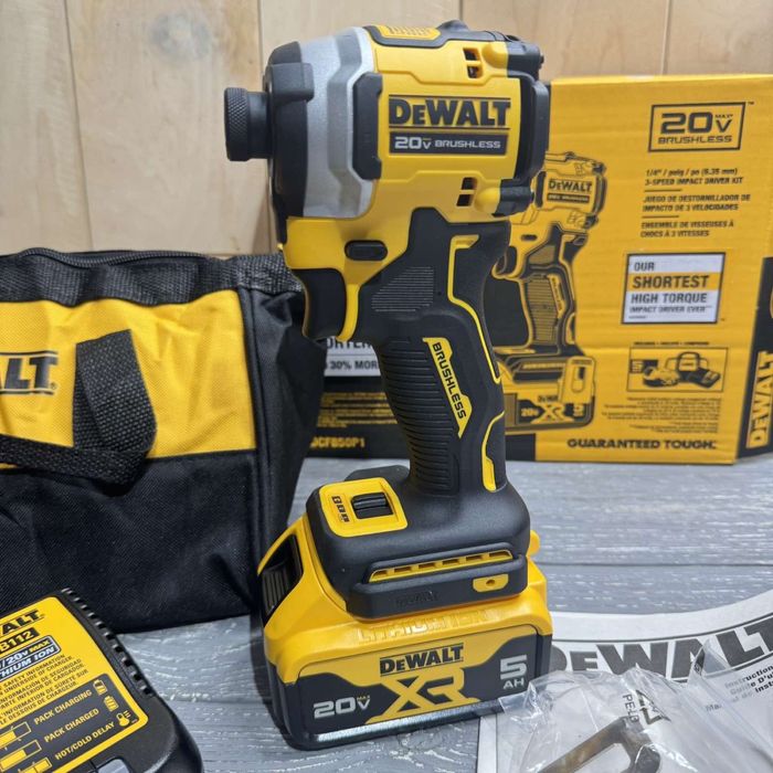 3-швидкісний ударний шуруповерт DeWalt DCF850P1 20В МАХ* ATOMIC