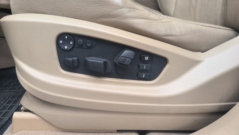 Продам BMW X5 E70