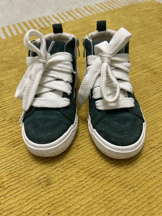 Buty dla chłopca Reserved