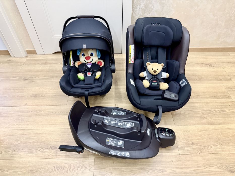 Fotelik samochodowy Nuna Pipa + TODL z bazą obrotową