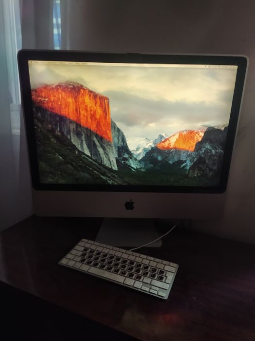 iMac 24 в рабочем состоянии.