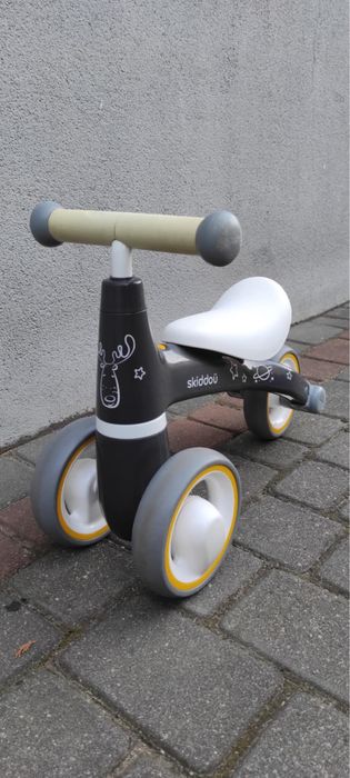 Rowerek biegowy skiddou
