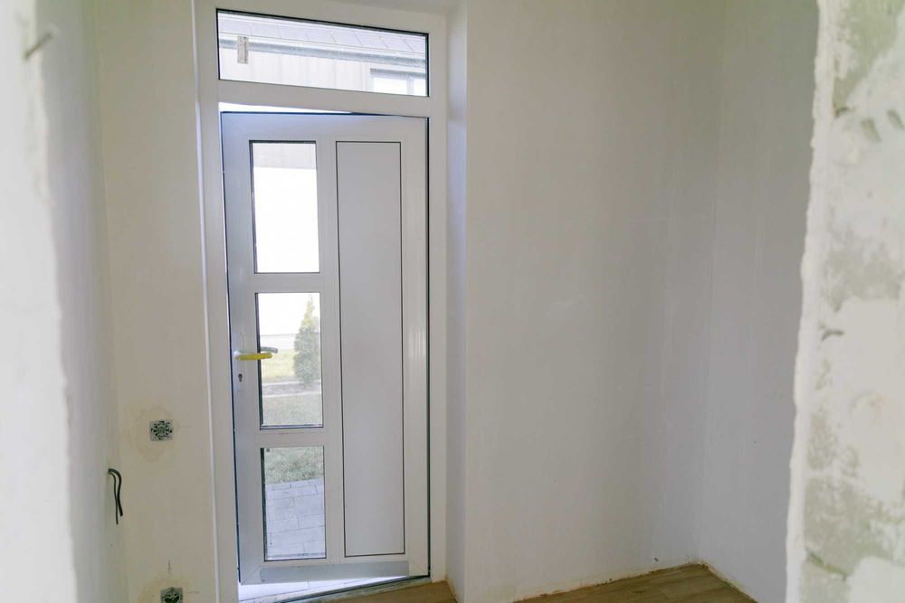 Продається капітальний будинок в Підлужжі