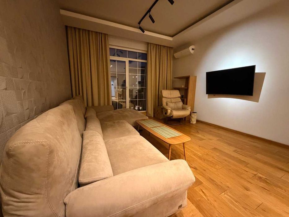 Без комісії, 2к квартира, 67м², меблі, техніка