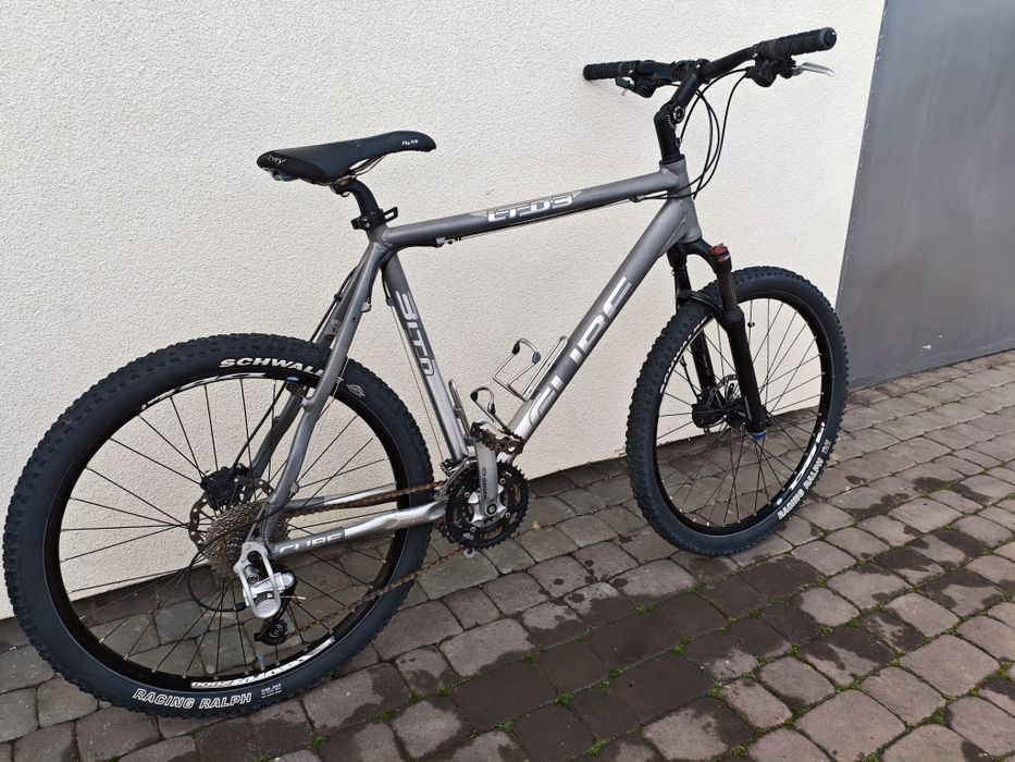 Продається Cube .