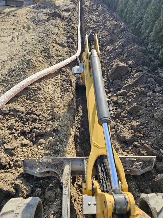 Usługi minikoparką minikoparka