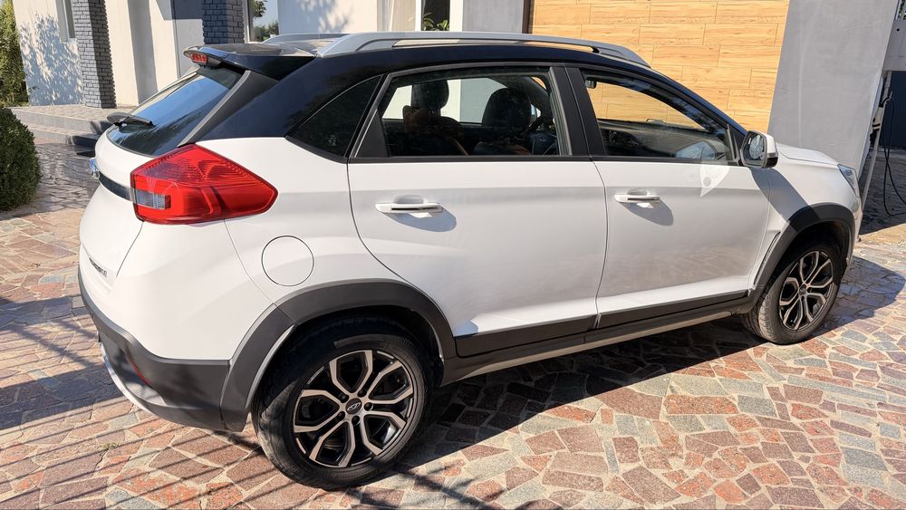 Авто CHERY Tiggo 2