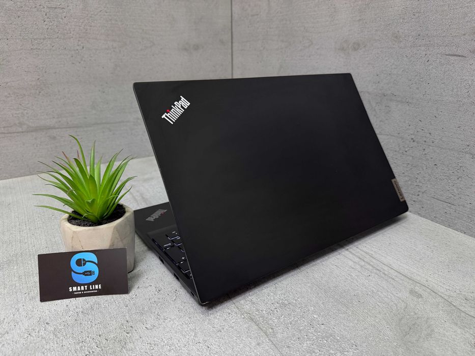 Стильний ноутбук Lenovo E15 gen2/i5-1135G7/15.6"/8gb ddr4/256gb ssd