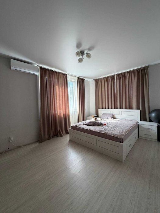 В продажу 2 квартира укомплектована та з ремонтом -  7 Небо, вул. Проїзна