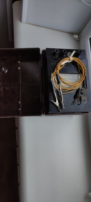 Мегаоомметр М4100/1