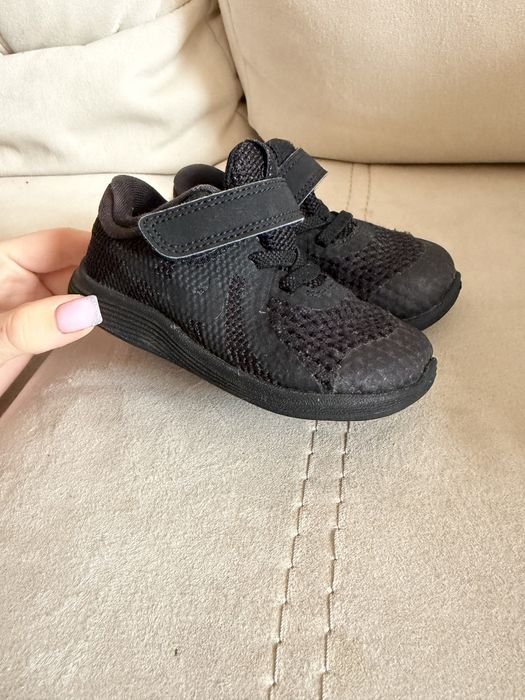 Кроссовки nike размер 22