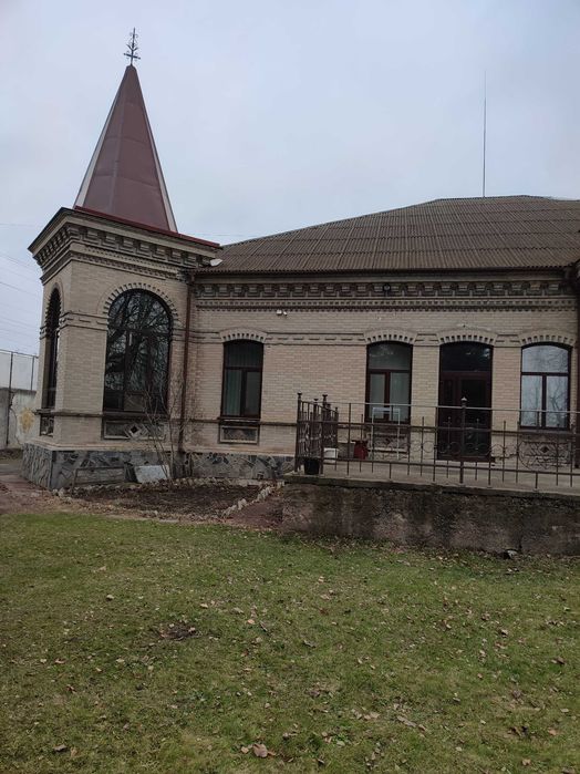 Оренда приміщення вільного призначення