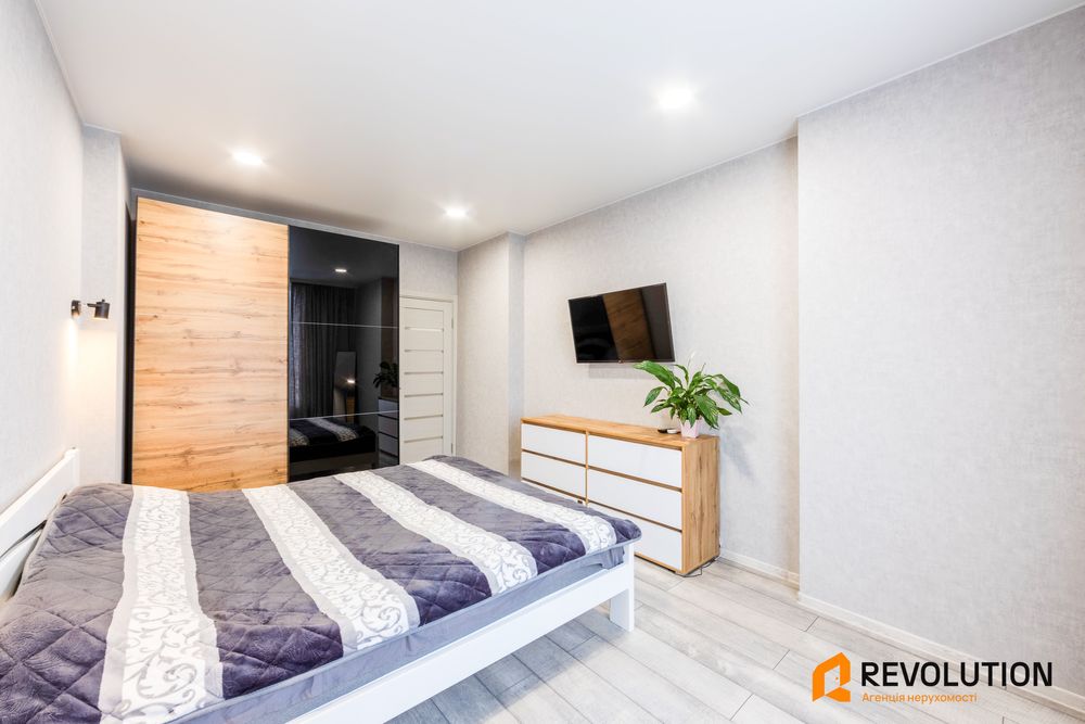 Без %, Продаж 1 кімн Жк Світло парк, з ремонтом, 10 хв пішки  до метро