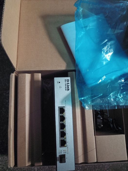 Коммутатор D-Link DGS-1100-06/ME свитч свич