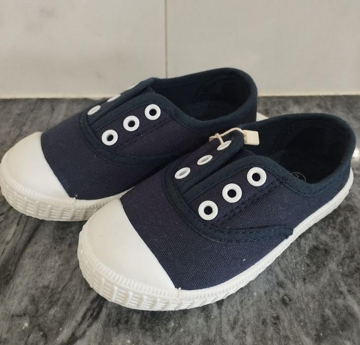 Sapatilhas Azul Marinho Novas da Unit
