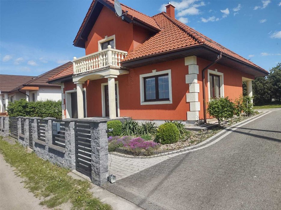 "Dworek na Kaszubach" wynajem domu na wczasy