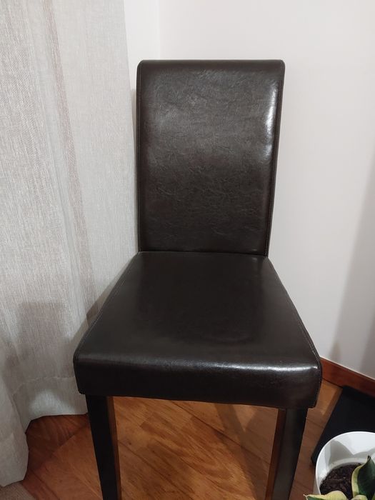 Cadeira de mesa de jantar