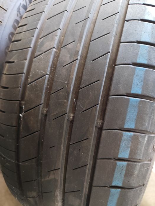 Pneus 215/50r17 Goodyear EfficientGrip Performance 80% piso