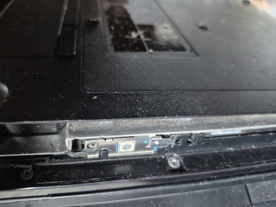 Laptop HP 620 uszkodzony