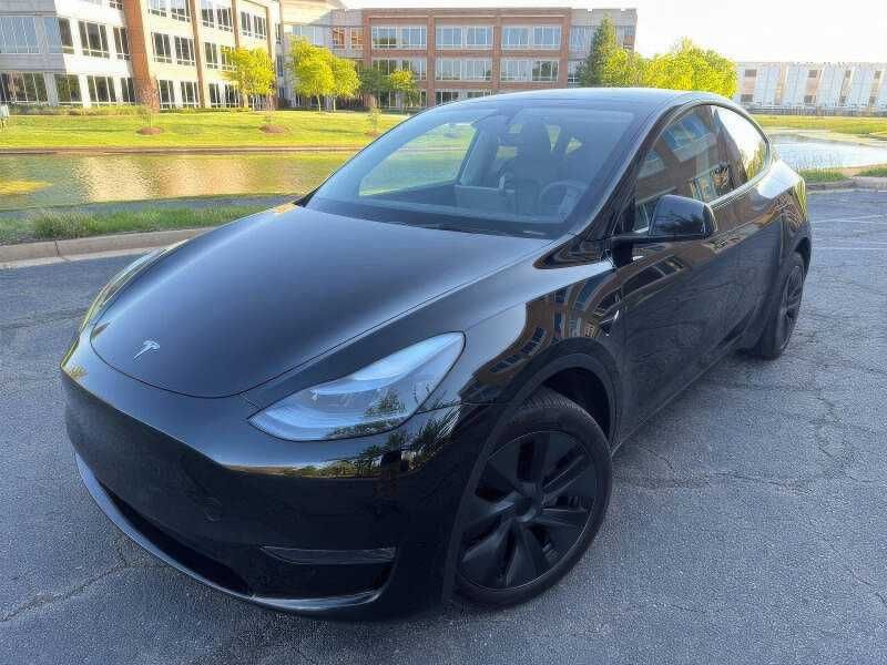 2025 Tesla Model Y Long Range