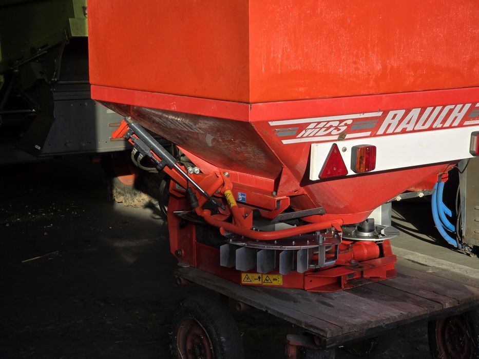 Rozsiewacz do nawozów Rauch MDS 732 R