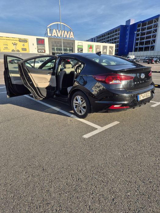 Hyundai Elantra 2020