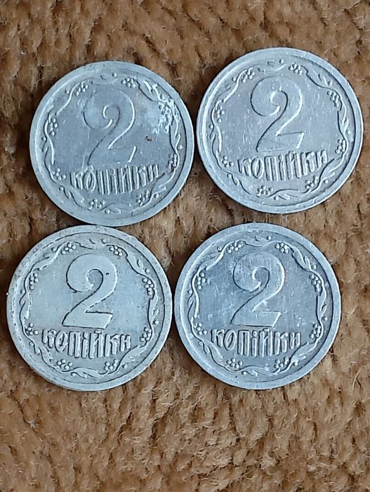 Продаю монеты Украины две копейки 1993 года
