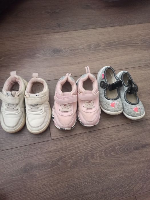Кросівки тапочки для дівчинки