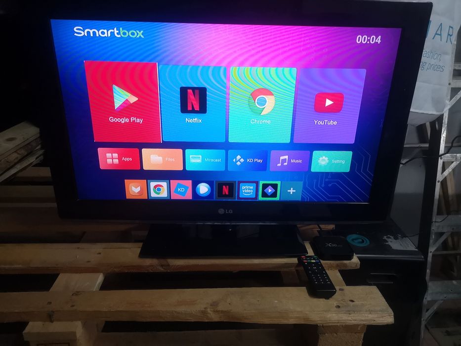 Atenção: TV LG 32" para HDMI + Box Android X96 Mini incluída (não sintoniza canais por antena)