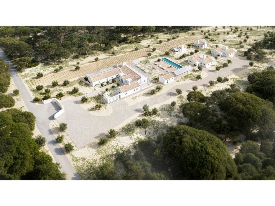 Terreno com projeto aprovado para Boutique Hotel Grândola