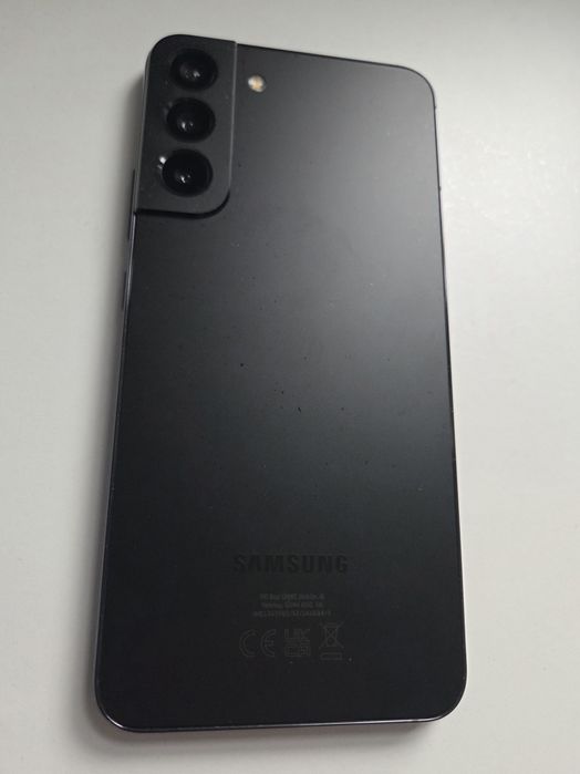 Samsung Galaxy S22 Plus – 128 GB / 8 GB RAM – bardzo dobry stan