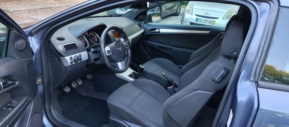 Opel Astra 1.3 GTC 5 LUGARES 90cvs 2006