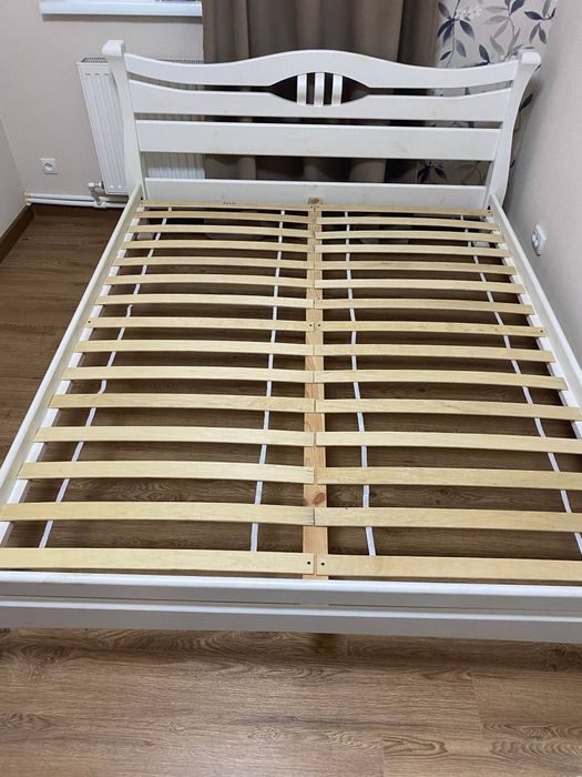 Кровать + матрац дерев'яна