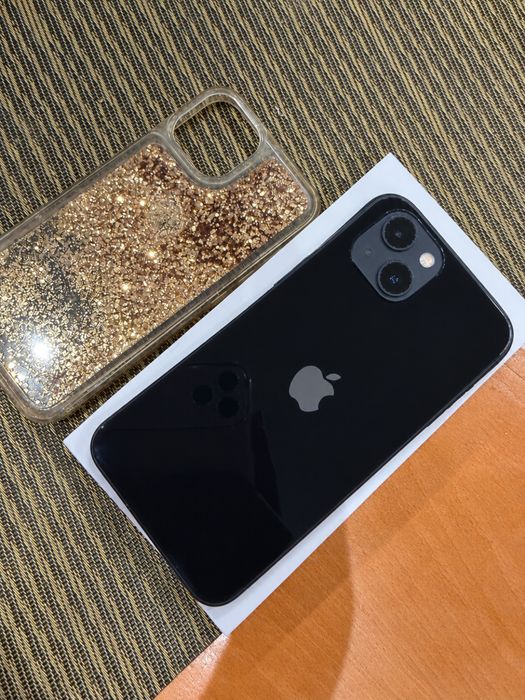 Iphone 13 ciemny niebieski
