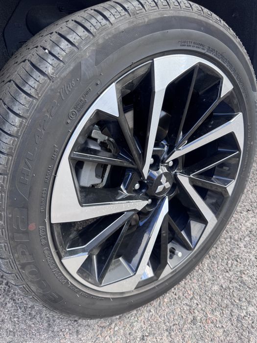 Mitsubishi Outlander 2023