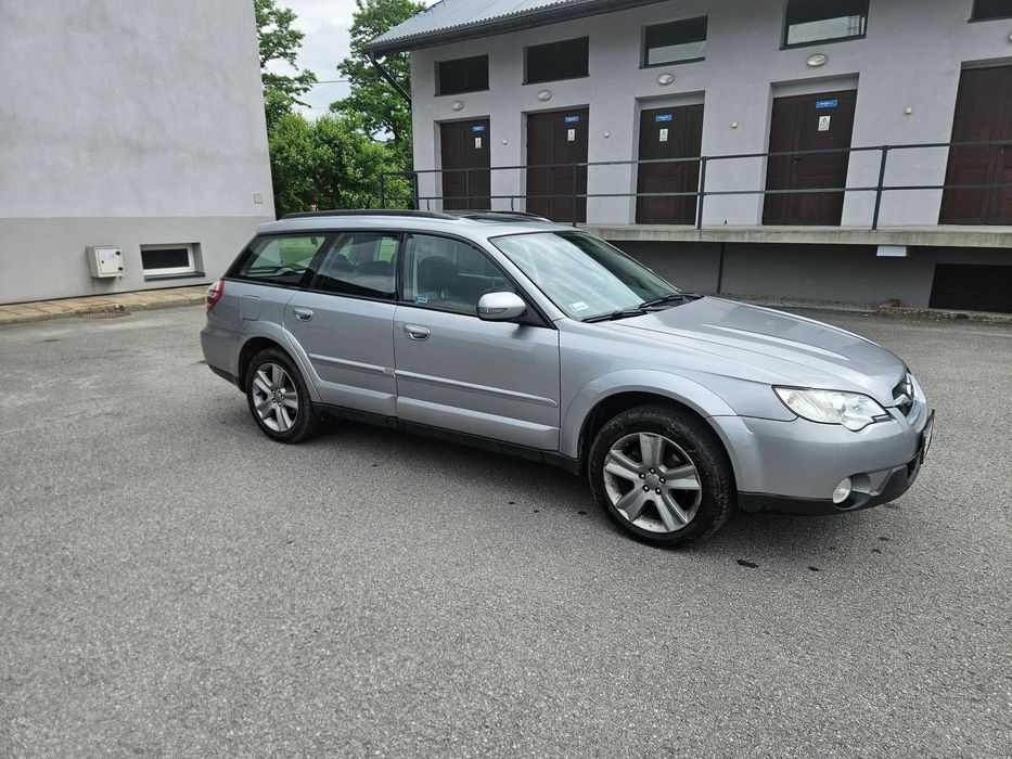 Subaru Legacy Subaru Outback 3 2.5LPG 4x4 AT Niski przebieg