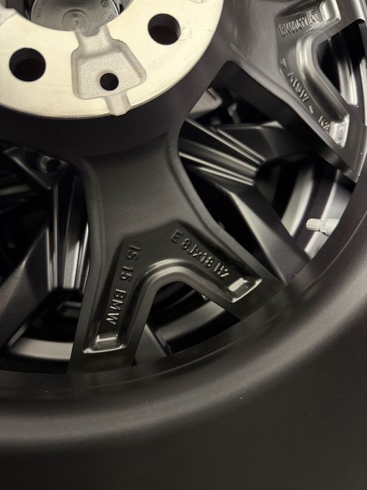 Nowe oryginalne koła zimowe alufelgi 18 BMW X3 G45