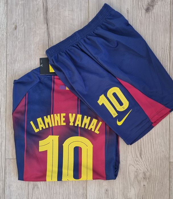 Strój piłkarski fc Barcelona Yamal roz 146-152 cm