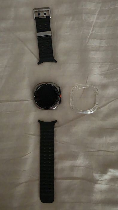 Smartwatch SAMSUNG Galaxy Watch Ultra 2025 (47mm - Prateado Titânio)