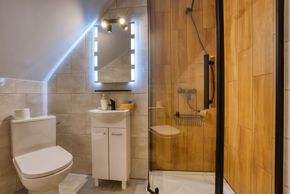 Tanie pokoje w centrum, balia, parking, ogólnodostępna kuchnia.