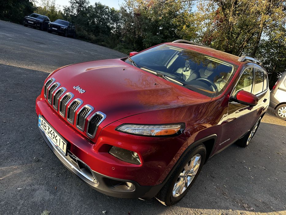 Jeep Cherokee 3,2