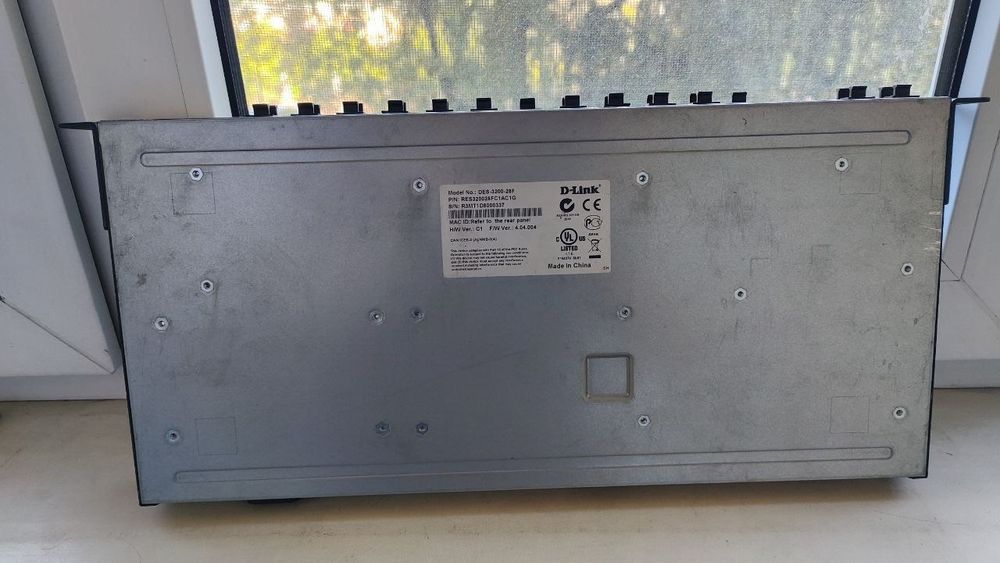DES-3200-28F C1 D-Link коммутатор L2