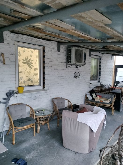 Продаж будинку ( частини) та земельної ділянки під ЗАБУДОВУ