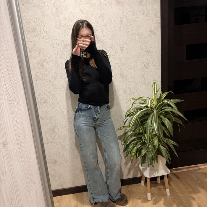 Жіночий одяг .Джинси ZARA.Sinsay.Bershka.