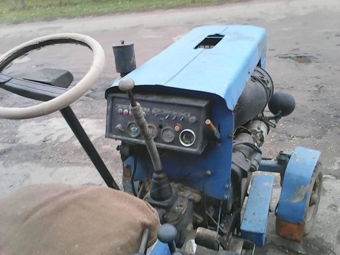 Саморобний трактор, двигун т25