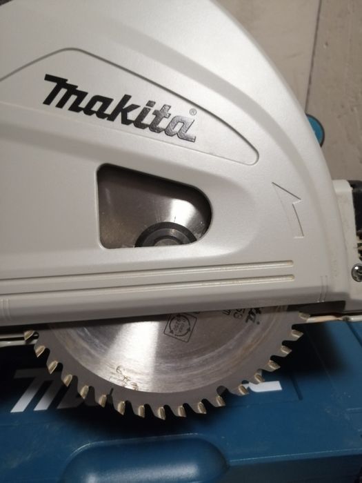 Zagłębiarka Makita SP6000J