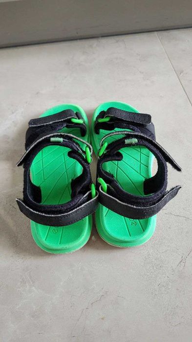 Сандали босоножки фирмы Ecco для мальчика размер 30