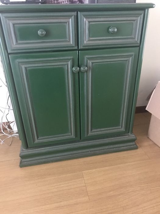 Moveis antigos em bom estado